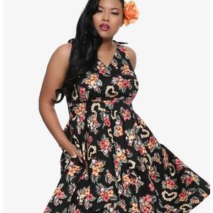 Torrid Disney Mickey & Minnie Tiki Dress